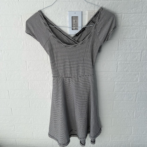 Brandy Melville - Picture 1 of 3